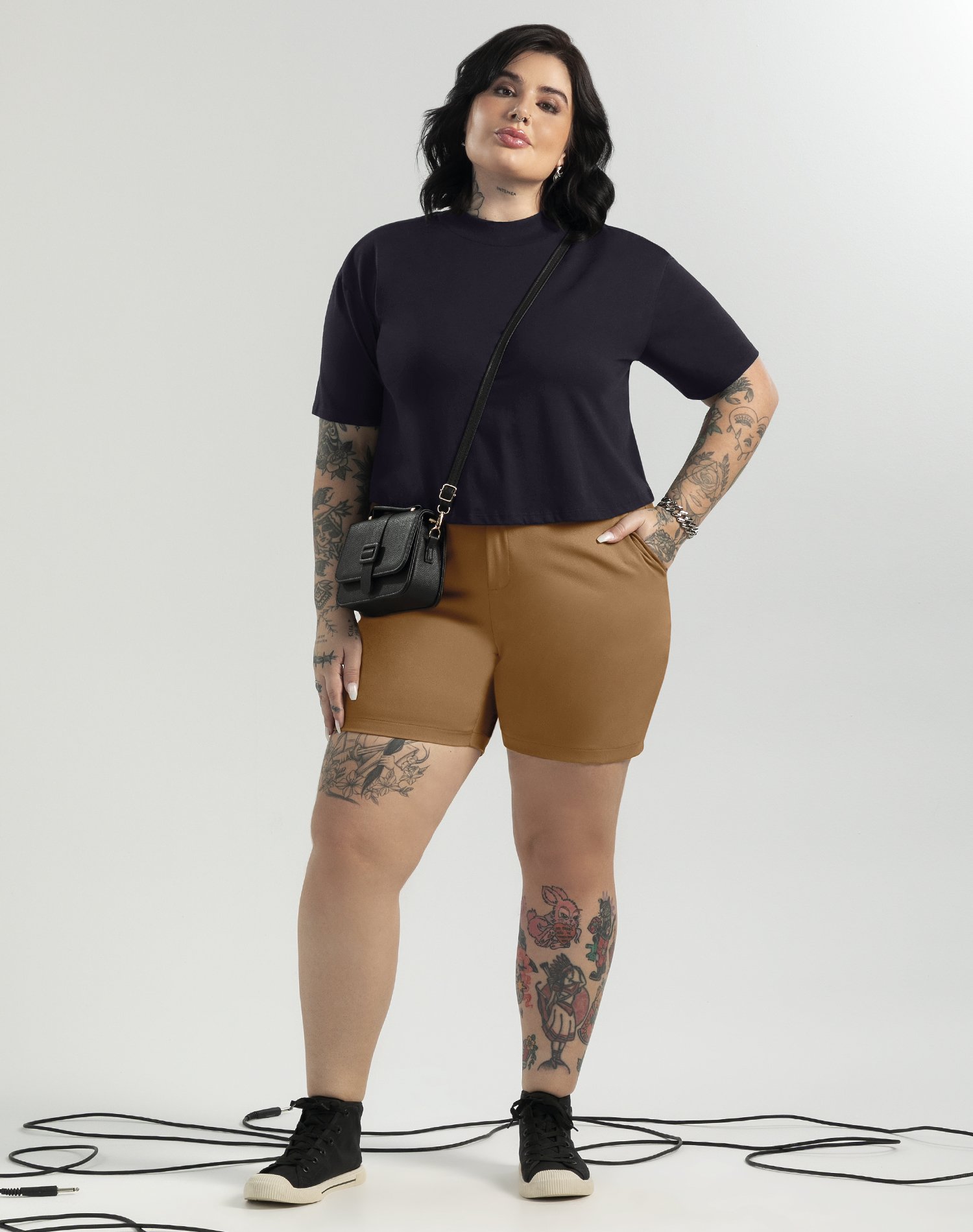 07 cropped plus size basico e estiloso cativa